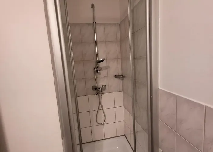 Apartment Neu Renoviert Parkplatz