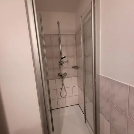 Apartment Neu Renoviert Parkplatz