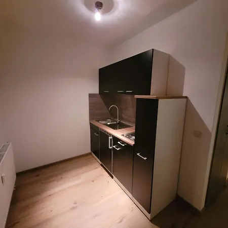 Διαμέρισμα Neu Renoviert Parkplatz *
